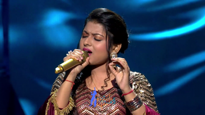 Appearance 20 episode 26 of Indian Idol 12 (1)
Arunita Kanjilal's 20th Appearance was on episode 26 of Indian Idol 12
Song: Tere Mere Beech Mein Kaisa Hai Ye Bandhan
Broadcast Date: 21st February 2021
Guest: Pyarelal Sharma 
Episode: Live In Concert Special
Courtesy: Set India
Keywords: Arunita Kanjilal;Indian Idol 12;episode 26;Appearance 20