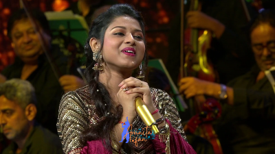Appearance 20 episode 26 of Indian Idol 12 (17)
Arunita Kanjilal's 20th Appearance was on episode 26 of Indian Idol 12
Song: Tere Mere Beech Mein Kaisa Hai Ye Bandhan
Broadcast Date: 21st February 2021
Guest: Pyarelal Sharma 
Episode: Live In Concert Special
Courtesy: Set India
Keywords: Arunita Kanjilal;Indian Idol 12;episode 26;Appearance 20