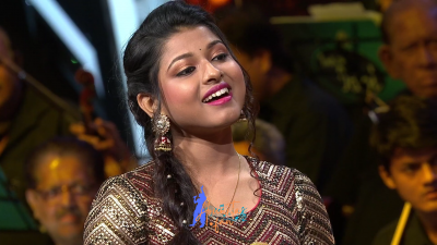 Appearance 20 episode 26 of Indian Idol 12 (28)
Arunita Kanjilal's 20th Appearance was on episode 26 of Indian Idol 12
Song: Tere Mere Beech Mein Kaisa Hai Ye Bandhan
Broadcast Date: 21st February 2021
Guest: Pyarelal Sharma 
Episode: Live In Concert Special
Courtesy: Set India
Keywords: Arunita Kanjilal;Indian Idol 12;episode 26;Appearance 20