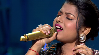 Appearance 20 episode 26 of Indian Idol 12 (6)
Arunita Kanjilal's 20th Appearance was on episode 26 of Indian Idol 12
Song: Tere Mere Beech Mein Kaisa Hai Ye Bandhan
Broadcast Date: 21st February 2021
Guest: Pyarelal Sharma 
Episode: Live In Concert Special
Courtesy: Set India
Keywords: Arunita Kanjilal;Indian Idol 12;episode 26;Appearance 20