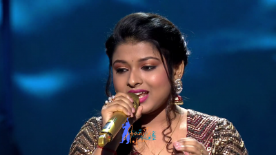 Appearance 20 episode 26 of Indian Idol 12 (8)
Arunita Kanjilal's 20th Appearance was on episode 26 of Indian Idol 12
Song: Tere Mere Beech Mein Kaisa Hai Ye Bandhan
Broadcast Date: 21st February 2021
Guest: Pyarelal Sharma 
Episode: Live In Concert Special
Courtesy: Set India
Keywords: Arunita Kanjilal;Indian Idol 12;episode 26;Appearance 20