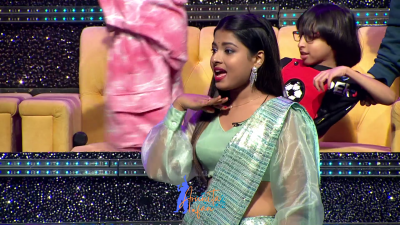 Arunita Kanjilal on SSS2 Day 19 pic- (47)
Captain Arunita Kanjilal 's some beautiful moments in Superstar Singer Season 2, Day 19
Broadcast Date: 25th June 2022
Picture Courtesy: Sony TV India
Keywords: Arunita Kanjilal;Day 19;Episode 19;Superstar Singer Season 2