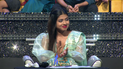 Arunita Kanjilal on SSS2 Day 20 pic- (29)
Captain Arunita Kanjilal's some special moments in Superstar Singer Season 2, Day 20
Broadcast Date: 26th June 2022
Picture Courtesy: Sony TV India
Keywords: Arunita Kanjilal;Day 20;Episode 20;Superstar Singer Season 2