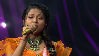 Appearance 21-24 episode 27 of Indian Idol 12 (14)
Arunita Kanjilal's 21st-24th Appearance was on episode 27 of Indian Idol 12
Arunita sung 4 duets songs with Pawandeep Rajan
21. Tumsa Koi Piyara
22. Aap Ke Aajane Se
23. Tum Toh Dhokhebaaz Ho
24. Prem Jaal Mein Phas Gayi
Broadcast Date: 27th February 2021
Episode: Gobinda & Shakti Sepcial
Courtesy: Set India
Keywords: Arunita Kanjilal;Indian Idol 12;episode 27;Appearance 21-24