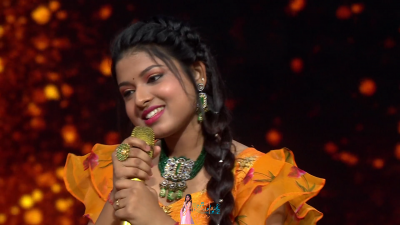 Appearance 25-26 episode 28 of Indian Idol 12 (10)
Arunita Kanjilal's 25-26th Appearance was on episode 28 of Indian Idol 12
Arunita sung 2 songs
25. Naam gum jayega
26. Jo meri manzilon ko jati hai
Broadcast Date: 28th February 2021
Episode: India Ka Farmaish Mahaa Episode
Courtesy: Set India
Keywords: Arunita Kanjilal;Indian Idol 12;episode 28;Appearance 25-26