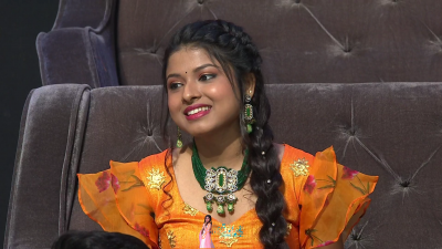 Appearance 25-26 episode 28 of Indian Idol 12 (1)
Arunita Kanjilal's 25-26th Appearance was on episode 28 of Indian Idol 12
Arunita sung 2 songs
25. Naam gum jayega
26. Jo meri manzilon ko jati hai
Broadcast Date: 28th February 2021
Episode: India Ka Farmaish Mahaa Episode
Courtesy: Set India
Keywords: Arunita Kanjilal;Indian Idol 12;episode 28;Appearance 25-26