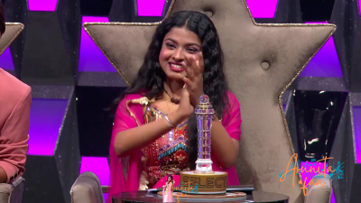 Arunita Kanjilal on Superstar Singer Season 3-Day1 (15)
Captain Arunita Kanjilal's some special moments in Superstar Singer Season 3, Day 1
Broadcast Date: 9 March 2024
Picture Courtesy: Sony TV India
Keywords: Superstar Singer Season 3, Arunita Kanjilal