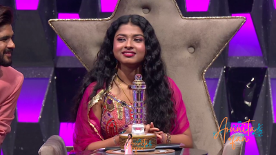 Arunita Kanjilal on Superstar Singer Season 3-Day1 (24)
Captain Arunita Kanjilal's some special moments in Superstar Singer Season 3, Day 1
Broadcast Date: 9 March 2024
Picture Courtesy: Sony TV India
Keywords: Superstar Singer Season 3, Arunita Kanjilal