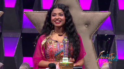 Arunita Kanjilal on Superstar Singer Season 3-Day1 (26)
Captain Arunita Kanjilal's some special moments in Superstar Singer Season 3, Day 1
Broadcast Date: 9 March 2024
Picture Courtesy: Sony TV India
Keywords: Superstar Singer Season 3, Arunita Kanjilal