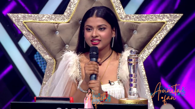 Arunita Kanjilal on Superstar Singer Season 3-Day7 (16)
Captain Arunita Kanjilal's some special moments on the set of Superstar Singer Season 3, Day 7, The Greatest Duets Weekend
Broadcast Date: April 6, 2024
Picture Courtesy: Sony TV, India & Content Team Official
Keywords: Superstar Singer Season 3, Arunita Kanjilal