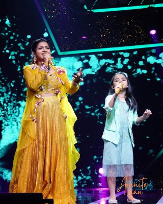 Arunita Kanjilal on the set of Superstar Singer Season 3-33 (8)
Captain [color=green][b]Arunita Kanjilal[/b][/color]'s beautiful look, styled by [b]Jharna Jana[/b], on the set of Superstar Singer Season 3, Day 33, was impressive.

Styled by - @jharnajana & @styledbyanna137
Outfit by - @auroussbysneh
Credit: @ArunitaKanjilal 
Keywords: Superstar Singer Season 3, Arunita Kanjilal