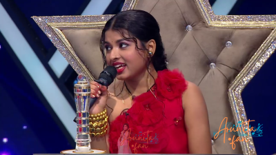 Arunita Kanjilal on Superstar Singer Season 3-Day 17 (18)
Captain Arunita Kanjilal's some special moments on the set of Superstar Singer Season 3, Day 17
Celebrating Folk Music with Meeakshi Sheshadri
Broadcast Date: 11 May 2024
Picture Courtesy: Sony TV, India & Content Team Official
Keywords: Superstar Singer Season 3, Arunita Kanjilal