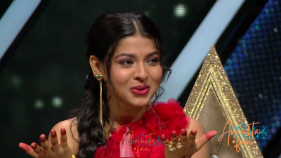 Arunita Kanjilal on Superstar Singer Season 3-Day 18 (6)
Captain Arunita Kanjilal's some special moments on the set of Superstar Singer Season 3, Day 18, Thank You Maa
Celebrating Mother's Day
Broadcast Date: 12 May 2024
Picture Courtesy: Sony TV, India & Content Team Official
Keywords: Superstar Singer Season 3, Arunita Kanjilal
