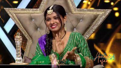 Arunita Kanjilal on Superstar Singer Season 3-Day 19 (9)
Captain [color=green][b]Arunita Kanjilal[/b][/color]'s some special moments on the set of Superstar Singer Season 3, Day 19, [i]Qawwali Night[/i]
[b]Broadcast Date:[/b] 18 May 2024
[b]Picture Courtesy:[/b] Sony TV, India & Content Team Official
Keywords: Superstar Singer Season 3, Arunita Kanjilal