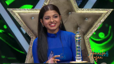Arunita Kanjilal on Superstar Singer Season 3-Day 26 (2)
Captain [color=green][b]Arunita Kanjilal[/b][/color]'s some special moments on the set of Superstar Singer Season 3, Day 26, [i]Musical Game Night[/i]
[b]Broadcast Date:[/b] 9 June 2024
[b]Picture Courtesy:[/b] Sony TV, India & Content Team Official
Keywords: Superstar Singer Season 3, Arunita Kanjilal
