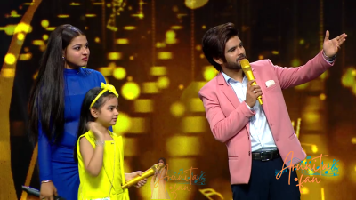 Arunita Kanjilal on Superstar Singer Season 3-Day 26 (81)
Captain [color=green][b]Arunita Kanjilal[/b][/color]'s some special moments on the set of Superstar Singer Season 3, Day 26, [i]Musical Game Night[/i]
[b]Broadcast Date:[/b] 9 June 2024
[b]Picture Courtesy:[/b] Sony TV, India & Content Team Official
Keywords: Superstar Singer Season 3, Arunita Kanjilal