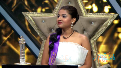 Arunita Kanjilal on Superstar Singer Season 3-Day 30 (16)
Captain [color=green][b]Arunita Kanjilal[/b][/color]'s some special moments on the set of Superstar Singer Season 3, Day 30, [i]Bhagyashree and Madhoo Special[/i]
[b]Broadcast Date:[/b] 23 June 2024
[b]Picture Courtesy:[/b] Sony TV, India & Content Team Official
Keywords: Superstar Singer Season 3, Arunita Kanjilal