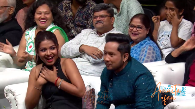 Arunita Kanjilal on Superstar Singer Season 3-Day 34 (18)
Captain [color=green][b]Arunita Kanjilal[/b][/color]'s some special moments on the set of Superstar Singer Season 3, Day 34, [i]Epic Songs of India Special[/i]
[b]Broadcast Date:[/b] 7 July 2024
[b]Picture Courtesy:[/b] Sony TV, India & Content Team Official
Keywords: Superstar Singer Season 3, Arunita Kanjilal