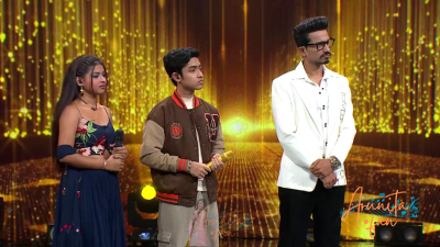 Arunita Kanjilal on Superstar Singer Season 3-Day 36 (1)
Captain [color=green][b]Arunita Kanjilal[/b][/color]'s some special moments on the set of Superstar Singer Season 3, Day 36, [i]Namaste 90s[/i]
[b]Broadcast Date:[/b] 14 July 2024
[b]Picture Courtesy:[/b] Sony TV, India & Content Team Official
Keywords: Superstar Singer Season 3, Arunita Kanjilal