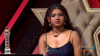 Arunita Kanjilal on Superstar Singer Season 3-Day 36 (20)
Captain [color=green][b]Arunita Kanjilal[/b][/color]'s some special moments on the set of Superstar Singer Season 3, Day 36, [i]Namaste 90s[/i]
[b]Broadcast Date:[/b] 14 July 2024
[b]Picture Courtesy:[/b] Sony TV, India & Content Team Official
Keywords: Superstar Singer Season 3, Arunita Kanjilal