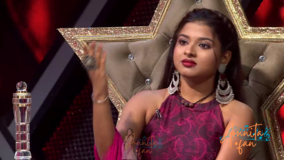 Arunita Kanjilal on Superstar Singer Season 3-Day 38 (1)
Captain [color=green][b]Arunita Kanjilal[/b][/color]'s some special moments on the set of Superstar Singer Season 3, Day 38, [i]Kahaani Rajesh Khanna Ki Special[/i]
[b]Broadcast Date:[/b] 21 July 2024
[b]Picture Courtesy:[/b] Sony TV, India & Content Team Official
Keywords: Superstar Singer Season 3, Arunita Kanjilal