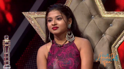 Arunita Kanjilal on Superstar Singer Season 3-Day 38 (14)
Captain [color=green][b]Arunita Kanjilal[/b][/color]'s some special moments on the set of Superstar Singer Season 3, Day 38, [i]Kahaani Rajesh Khanna Ki Special[/i]
[b]Broadcast Date:[/b] 21 July 2024
[b]Picture Courtesy:[/b] Sony TV, India & Content Team Official
Keywords: Superstar Singer Season 3, Arunita Kanjilal
