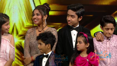 Arunita Kanjilal on Superstar Singer Season 3-Day 42 (57)
Captain [color=green][b]Arunita Kanjilal[/b][/color]'s some special moments on the set of Superstar Singer Season 3, Day 42, [i]Grand Finale[/i]
[b]Broadcast Date:[/b] 4 August 2024
[b]Picture Courtesy:[/b] Sony TV, India & Content Team Official
Keywords: Superstar Singer Season 3, Arunita Kanjilal