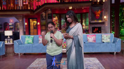 Arunita Kanjilal on SSS2 Day 3 pic- (120)
Captain Arunita Kanjilal had some beautiful moments in Superstar Singer Season 2, Day 3
Picture Courtesy: Sony TV India
Keywords: Arunita Kanjilal, Super Star Singer 2, arunita, Day 3, Episode 3