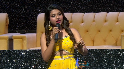 Arunita Kanjilal on SSS2 Day 3 pic- (19)
Captain Arunita Kanjilal's some beautiful moments in Super Star Singer 2, Day 3
Picture Courtesy: Sony TV India
Keywords: Arunita Kanjilal, Super Star Singer 2, arunita, Day 3, Episode 3