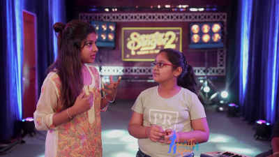 Arunita Kanjilal on SSS2 Day 3 pic- (25)
Captain Arunita Kanjilal had some beautiful moments in Superstar Singer Season 2, Day 3
Picture Courtesy: Sony TV India
Keywords: Arunita Kanjilal, Super Star Singer 2, arunita, Day 3, Episode 3