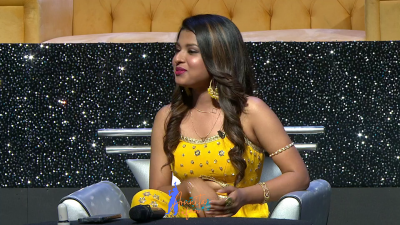 Arunita Kanjilal on SSS2 Day 3 pic- (38)
Captain Arunita Kanjilal had some beautiful moments in Superstar Singer Season 2, Day 3
Picture Courtesy: Sony TV India
Keywords: Arunita Kanjilal, Super Star Singer 2, arunita, Day 3, Episode 3