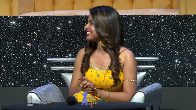 Arunita Kanjilal on SSS2 Day 3 pic- (45)
Captain Arunita Kanjilal had some beautiful moments in Superstar Singer Season 2, Day 3
Picture Courtesy: Sony TV India
Keywords: Arunita Kanjilal, Super Star Singer 2, arunita, Day 3, Episode 3