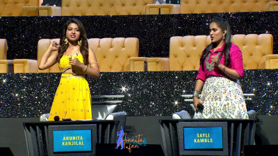 Arunita Kanjilal on SSS2 Day 3 pic- (82)
Captain Arunita Kanjilal had some beautiful moments in Superstar Singer Season 2, Day 3
Picture Courtesy: Sony TV India
Keywords: Arunita Kanjilal, Super Star Singer 2, arunita, Day 3, Episode 3