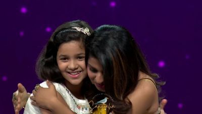 Arunita Kanjilal on SSS2 Day 4 pic (102)
Captain Arunita Kanjilal's some special moments in Superstar Singer Season 2, Day 4
Broadcast Date: 1st May 2022
Picture Courtesy: Sony TV India
Keywords: Arunita Kanjilal;Day 4;Episode 4;Superstar Singer Season 2