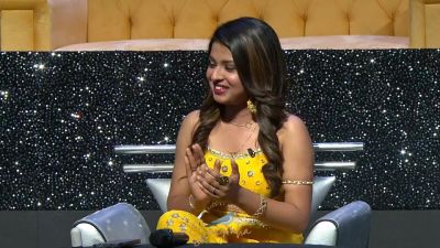 Arunita Kanjilal on SSS2 Day 4 pic (108)
Captain Arunita Kanjilal's some special moments in Superstar Singer Season 2, Day 4
Broadcast Date: 1st May 2022
Picture Courtesy: Sony TV India
Keywords: Arunita Kanjilal;Day 4;Episode 4;Superstar Singer Season 2