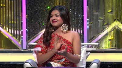 Arunita Kanjilal on SSS2 Day 4 pic (122)
Captain Arunita Kanjilal's some special moments in Superstar Singer Season 2, Day 4
Broadcast Date: 1st May 2022
Picture Courtesy: Sony TV India
Keywords: Arunita Kanjilal;Day 4;Episode 4;Superstar Singer Season 2