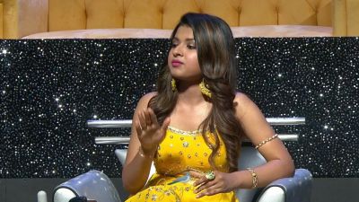 Arunita Kanjilal on SSS2 Day 4 pic (19)
Captain Arunita Kanjilal's some special moments in Superstar Singer Season 2, Day 4
Broadcast Date: 1st May 2022
Picture Courtesy: Sony TV India
Keywords: Arunita Kanjilal;Day 4;Episode 4;Superstar Singer Season 2