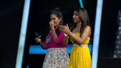 Arunita Kanjilal on SSS2 Day 4 pic (97)
Captain Arunita Kanjilal's some special moments in Superstar Singer Season 2, Day 4
Broadcast Date: 1st May 2022
Picture Courtesy: Sony TV India
Keywords: Arunita Kanjilal;Day 4;Episode 4;Superstar Singer Season 2