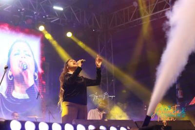 Arunita Kanjilal at Arambagh Utsav (13)
আরামবাগ উৎসব -২০২৪-২৫
Arambagh municipality Mela 2024
Date: January 2, 2025
Vanue: Arambagh Highschool Ground
Credit: FB/Joy Banerjee
