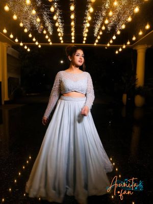 Arunita Kanjilal live in Silvassa (3)
Date: Wednesday, September 17, 2025
Credit: pic: @_ramta_jogii Dress:- @kahanitheclothingstore
