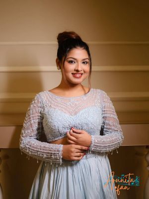 Arunita Kanjilal live in Silvassa (9)
Date: Wednesday, September 17, 2025
Credit: pic: @_ramta_jogii Dress:- @kahanitheclothingstore
