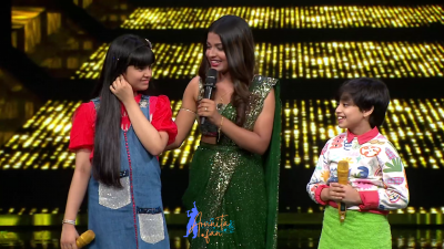 Arunita Kanjilal on SSS2 Day 5 pic- (19)
Captain Arunita Kanjilal had some beautiful moments in Superstar Singer Season 2, Day 5
Picture Courtesy: Sony TV India
Keywords: Arunita Kanjilal;Day 5;Episode 5;Superstar Singer Season 2