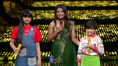 Arunita Kanjilal on SSS2 Day 5 pic- (20)
Captain Arunita Kanjilal had some beautiful moments in Superstar Singer Season 2, Day 5
Picture Courtesy: Sony TV India
Keywords: Arunita Kanjilal;Day 5;Episode 5;Superstar Singer Season 2