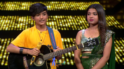 Arunita Kanjilal on SSS2 Day 5 pic- (37)
Captain Arunita Kanjilal had some beautiful moments in Superstar Singer Season 2, Day 5
Picture Courtesy: Sony TV India
Keywords: Arunita Kanjilal;Day 5;Episode 5;Superstar Singer Season 2