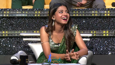 Arunita Kanjilal on SSS2 Day 5 pic- (51)
Captain Arunita Kanjilal had some beautiful moments in Superstar Singer Season 2, Day 5
Picture Courtesy: Sony TV India
Keywords: Arunita Kanjilal;Day 5;Episode 5;Superstar Singer Season 2