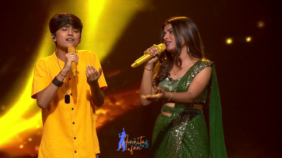 Arunita Kanjilal on SSS2 Day 6 pic- (53)
Captain Arunita Kanjilal had some beautiful moments in Superstar Singer Season 2, Day 6
Picture Courtesy: Sony TV India
Keywords: Arunita Kanjilal;Day 6;Episode 6;Superstar Singer Season 2