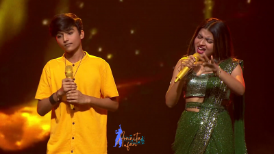 Arunita Kanjilal on SSS2 Day 6 pic- (56)
Captain Arunita Kanjilal had some beautiful moments in Superstar Singer Season 2, Day 6
Picture Courtesy: Sony TV India
Keywords: Arunita Kanjilal;Day 6;Episode 6;Superstar Singer Season 2