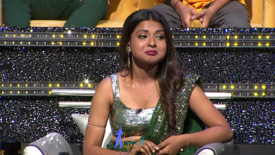 Arunita Kanjilal on SSS2 Day 6 pic- (6)
Captain Arunita Kanjilal had some beautiful moments in Superstar Singer Season 2, Day 6
Picture Courtesy: Sony TV India
Keywords: Arunita Kanjilal;Day 6;Episode 6;Superstar Singer Season 2