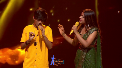 Arunita Kanjilal on SSS2 Day 6 pic- (66)
Captain Arunita Kanjilal had some beautiful moments in Superstar Singer Season 2, Day 6
Picture Courtesy: Sony TV India
Keywords: Arunita Kanjilal;Day 6;Episode 6;Superstar Singer Season 2