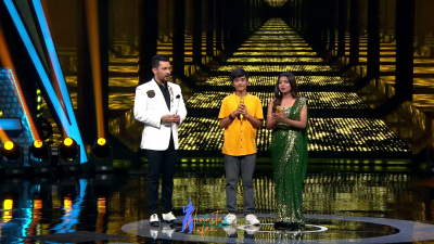 Arunita Kanjilal on SSS2 Day 6 pic- (71)
Captain Arunita Kanjilal had some beautiful moments in Superstar Singer Season 2, Day 6
Picture Courtesy: Sony TV India
Keywords: Arunita Kanjilal;Day 6;Episode 6;Superstar Singer Season 2